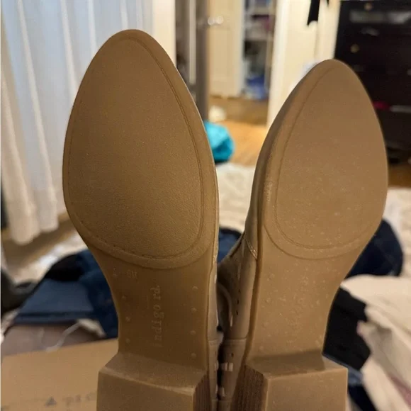 Indigo Beige Ankle Booties - Picture 3 of 5